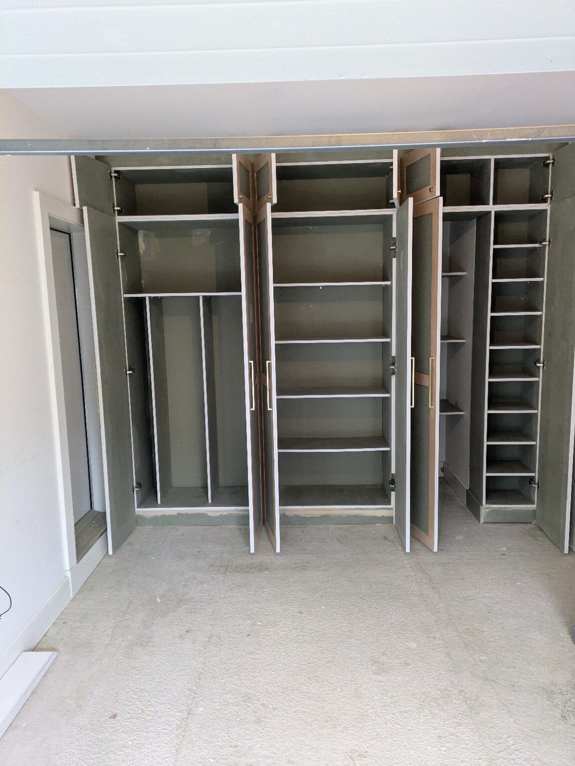 Tailored wardrobe interiors
