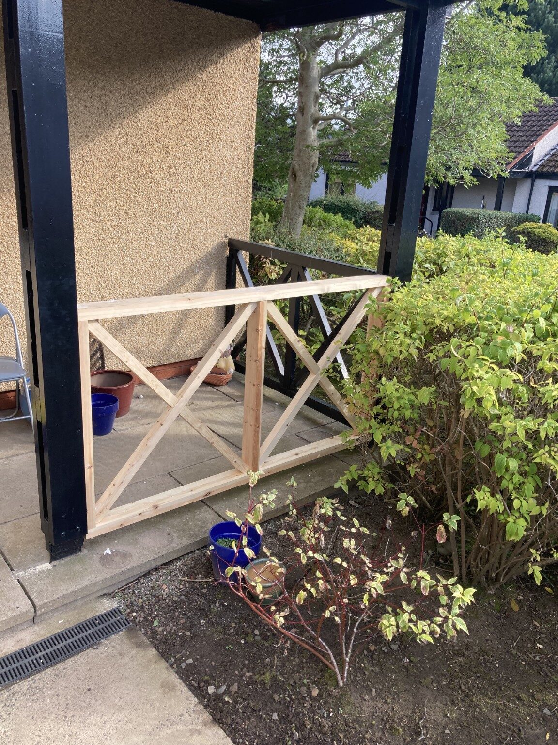 Made-to-measure porch rail